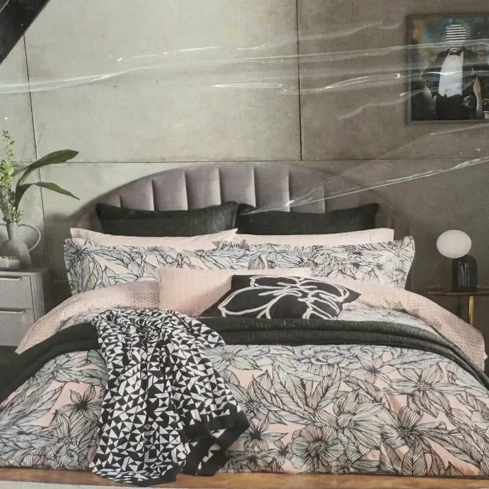NEW Ted Baker Vietnm Floral Pink/White/Black Cotton KING Duvet Cover Set